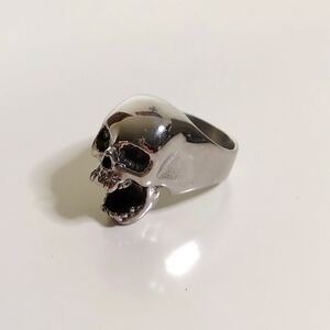 Roaring Skull Head Metal Silver Toned Ring Men's Size 14